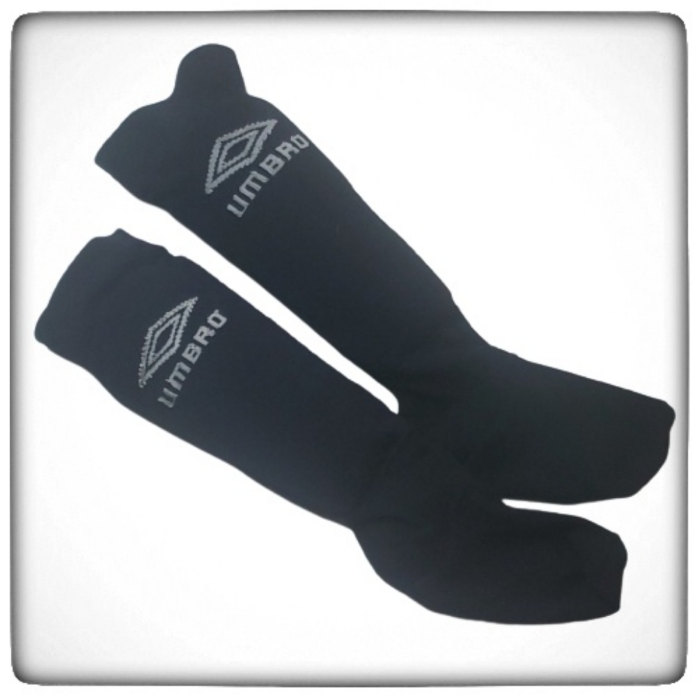 Umbro Black Youth Shin Guard Socks